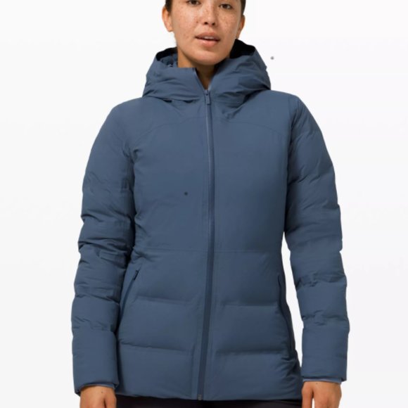 BRAND NEW LULULEMON SLEET STREET JACKET SIZE - Picture 1 of 2